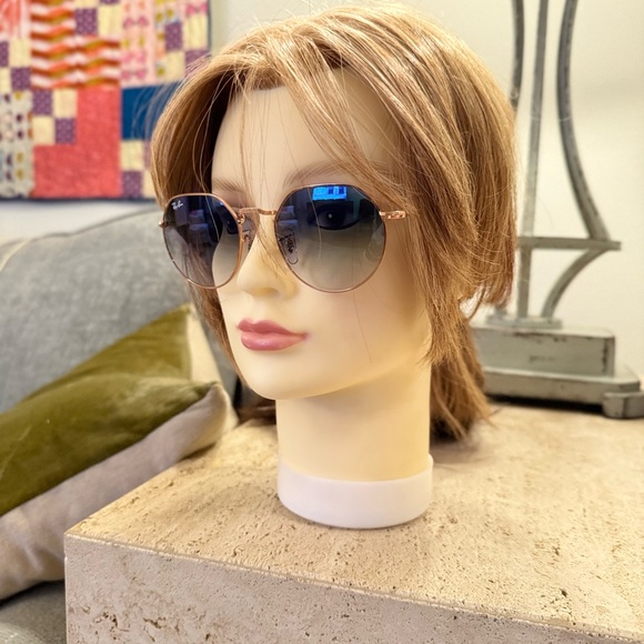 Ray-Bans Sunglasses - Picture 2 of 9